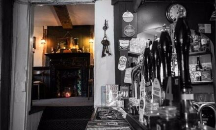 Wallingford pub wins second prestigious CAMRA award
